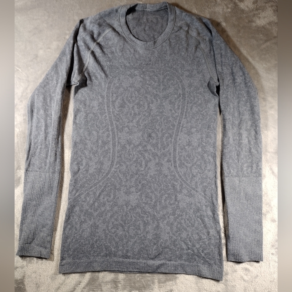 lululemon swiftly tech gray Long Sleeve top size 6